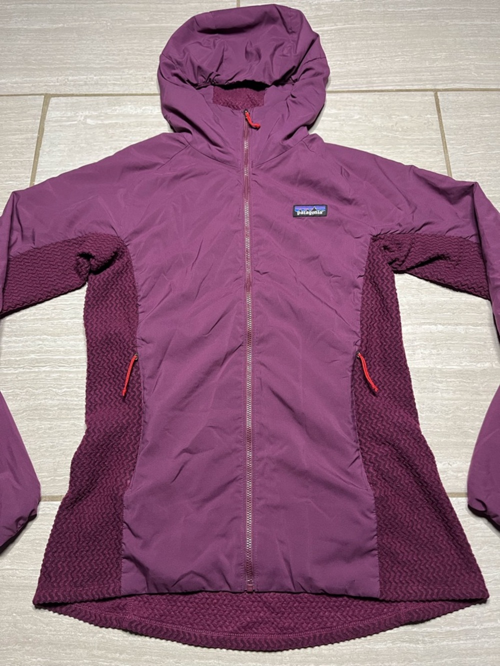 Patagonia Women's Nano-Air Light Hybrid Jacket Hiking Mock Medium Plum Purple - Picture 2 of 5